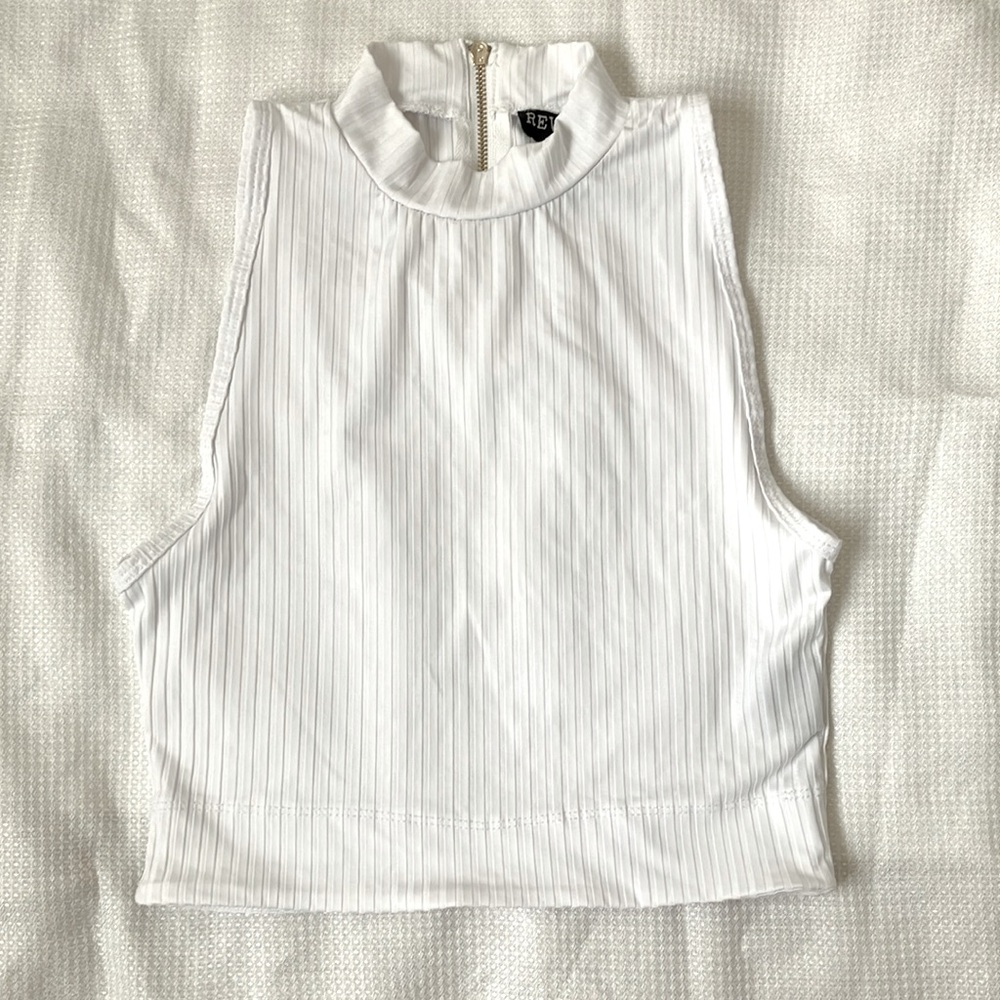 White high neck cropped tank top with zipper on the back